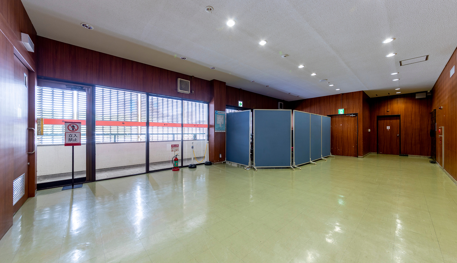 ロビー（トイレ前）