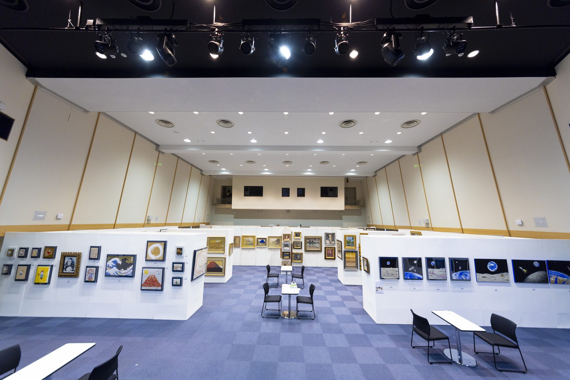 東別院テラスホール 絵画展示会